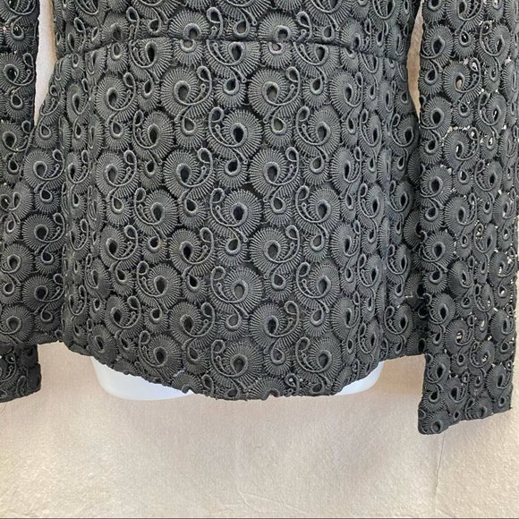 Vera Wang black crochet lace peplum top one of a kind, sample size XS-S - Picture 6 of 10